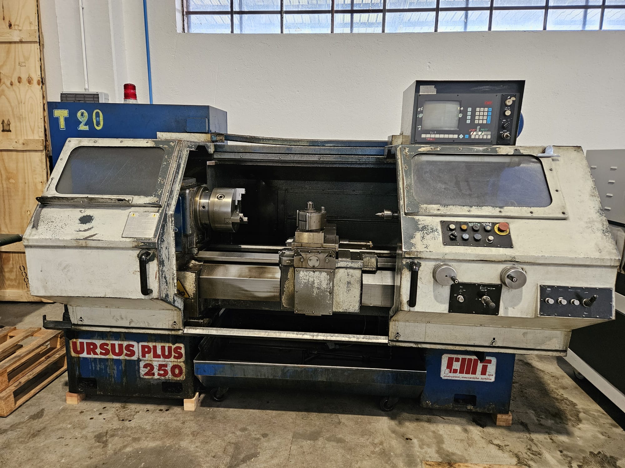URSUS 250  1995